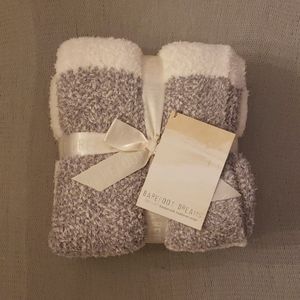 Barefoot dreams cozy chic blanket